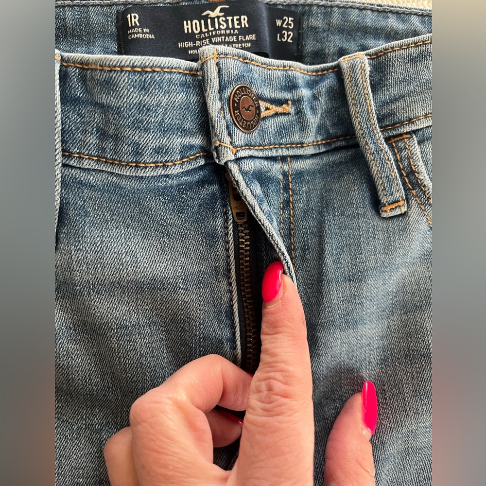 Hollister Vintage Flare Distressed Soft Stretch Medium Was Women's Jeans Size 1 - Picture 13 of 16